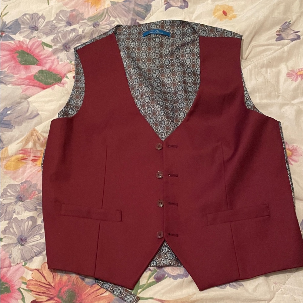 Elegant Maroon Men's Vest